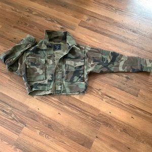 Abercrombie & Fitch cropped Army jacket